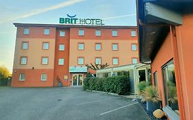 Brit Hotel Confort Montauban
